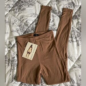 NWT naked wardrobe camel leggings size XS